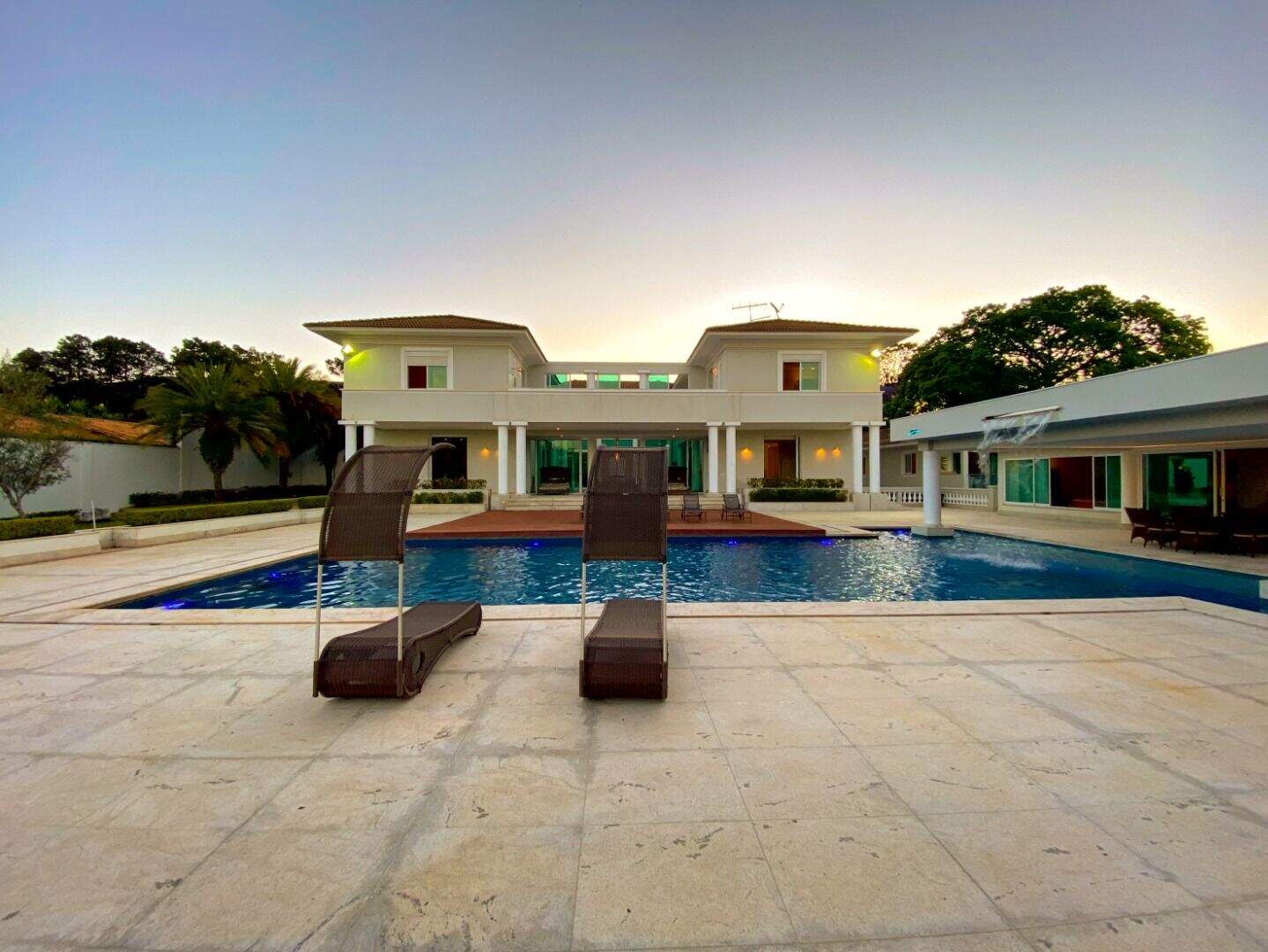 Casa à venda no Condomínio Miguelão: 