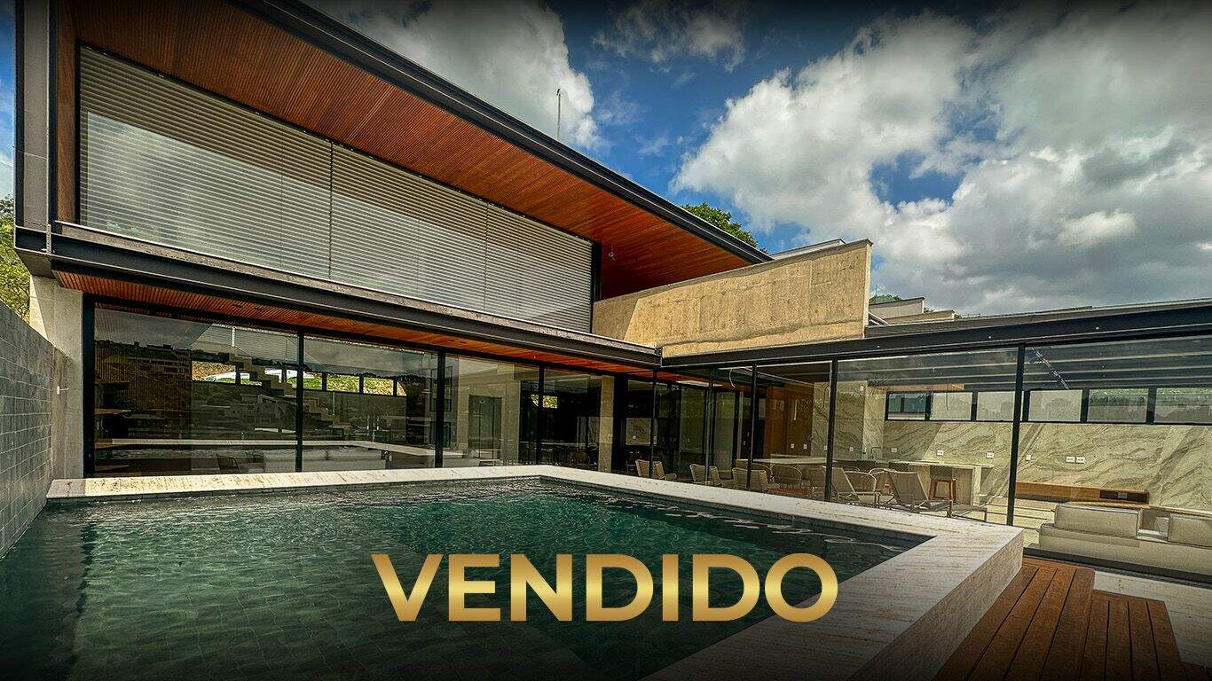 Casa à venda no Vale dos Cristais: 