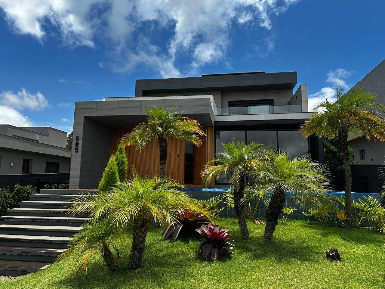 Casa à venda no Alphaville - Lagoa dos Ingleses: 