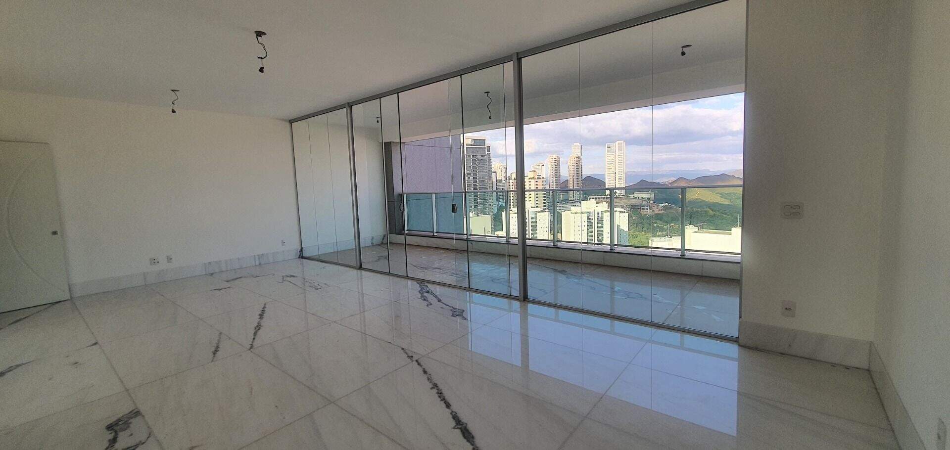 Apartamento à venda no Vila da Serra: 