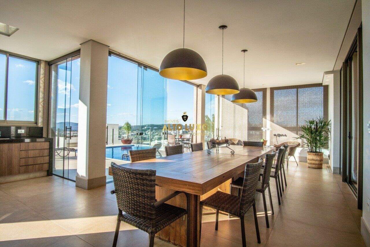 Casa à venda no Alphaville - Lagoa dos Ingleses: 