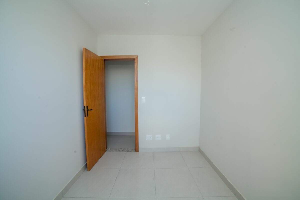 Apartamento à venda com 3 quartos, 70m² - Foto 16