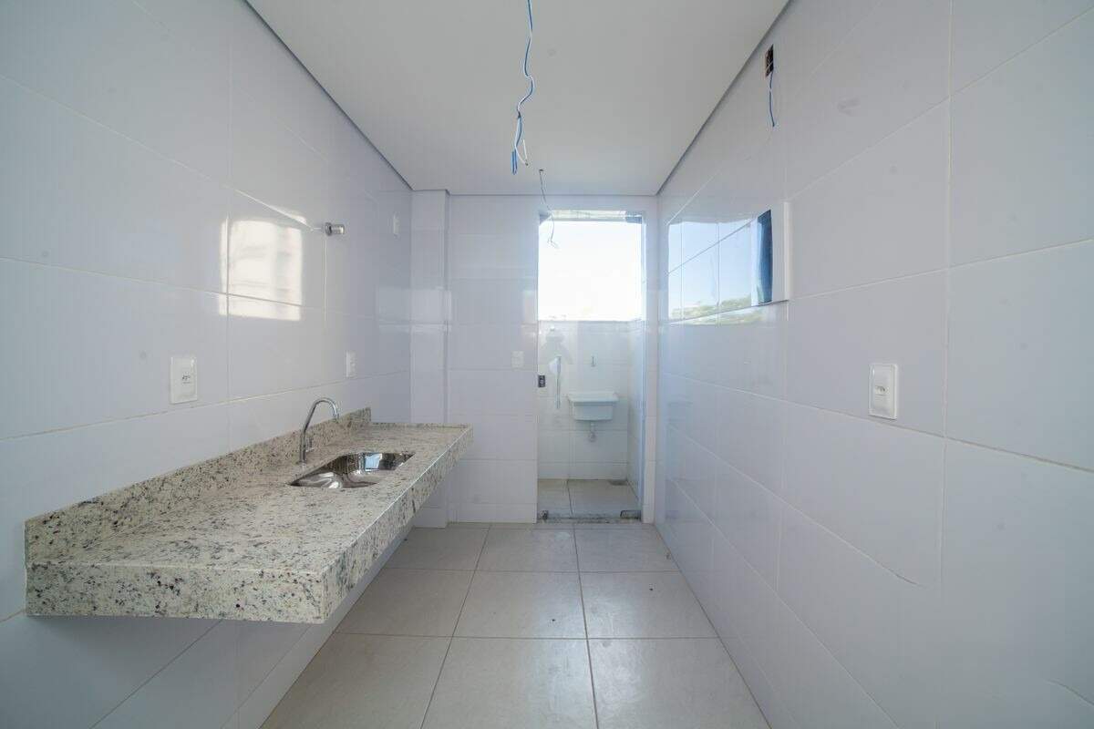 Apartamento à venda com 3 quartos, 70m² - Foto 6