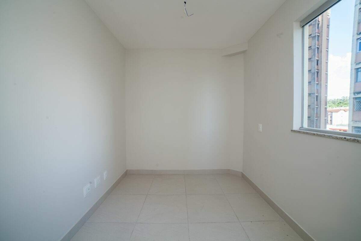 Apartamento à venda com 3 quartos, 70m² - Foto 12