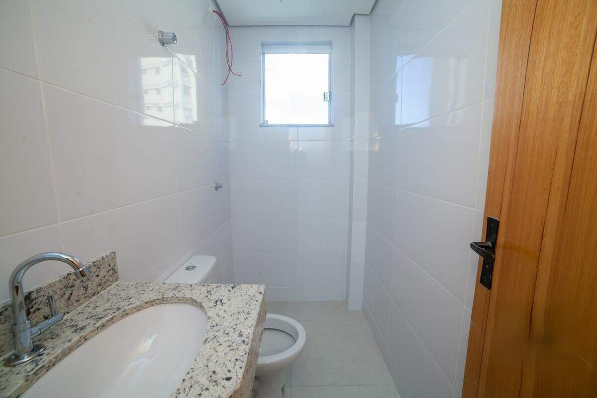 Apartamento à venda com 3 quartos, 70m² - Foto 3