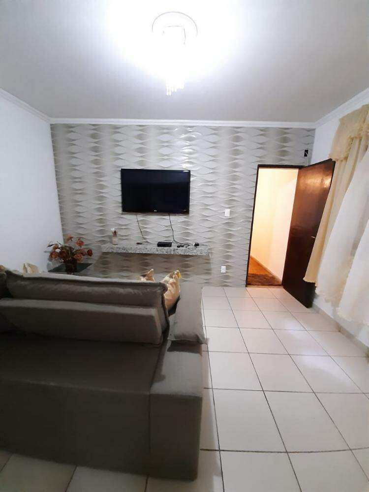 Casa, 4 quartos, 120 m² - Foto 1