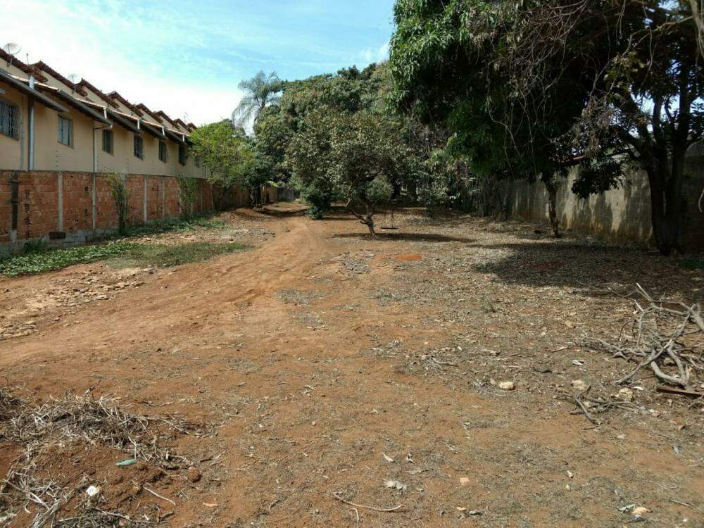 Terreno à venda, 2000m² - Foto 1