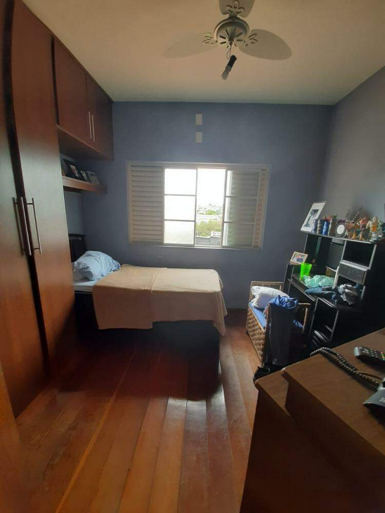 Casa, 5 quartos, 249 m² - Foto 13