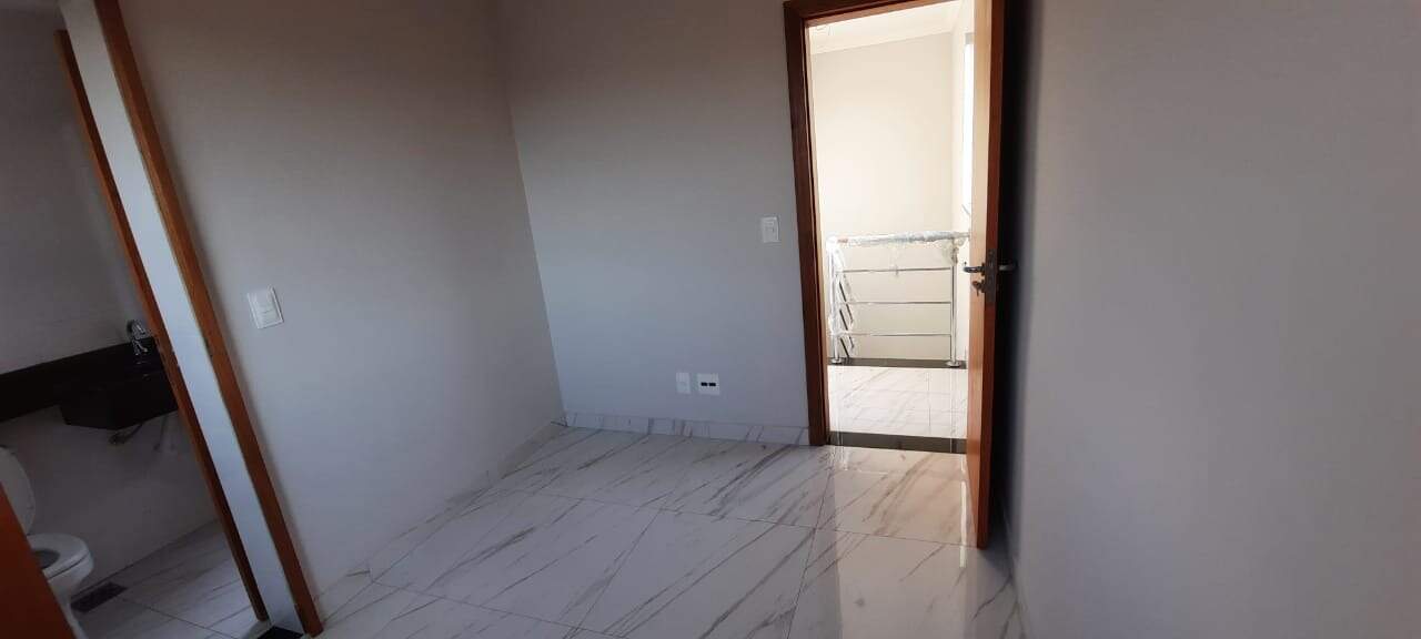 Apartamento à venda com 2 quartos, 50m² - Foto 3