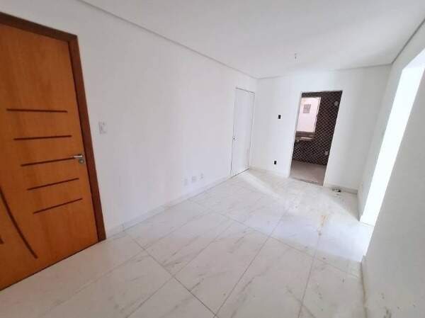 Apartamento à venda com 2 quartos, 45m² - Foto 1