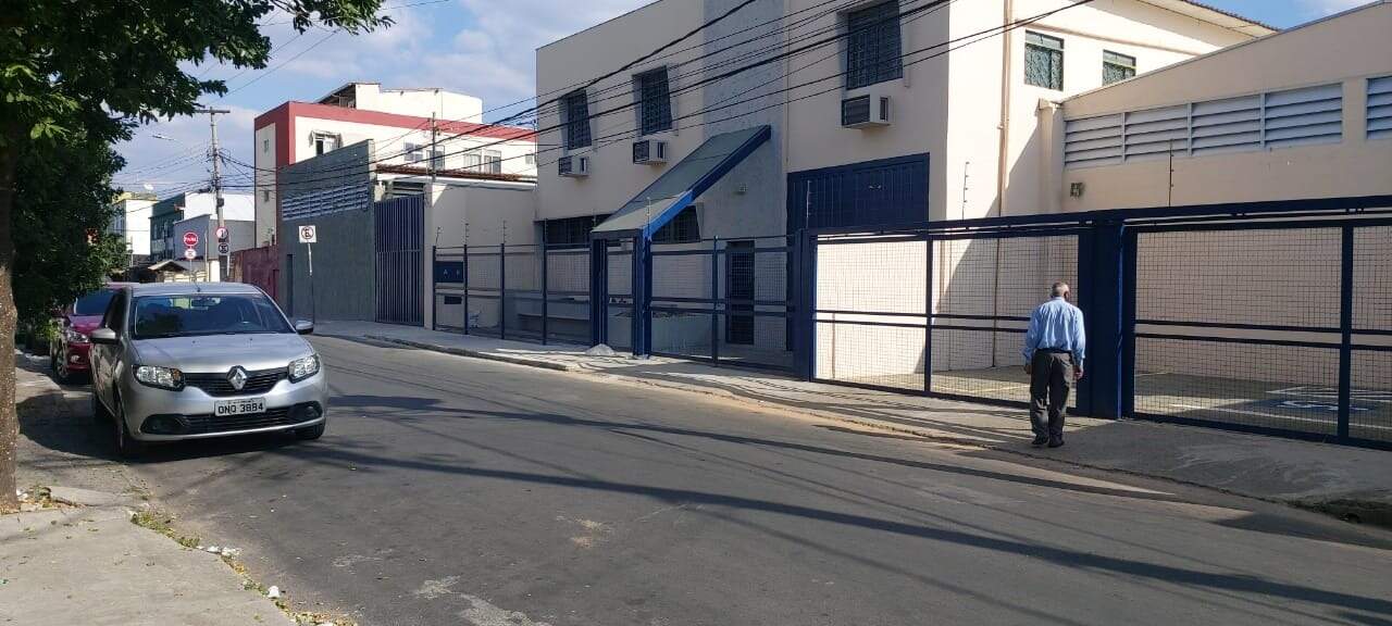 Depósito-Galpão-Armazém à venda, 900m² - Foto 1