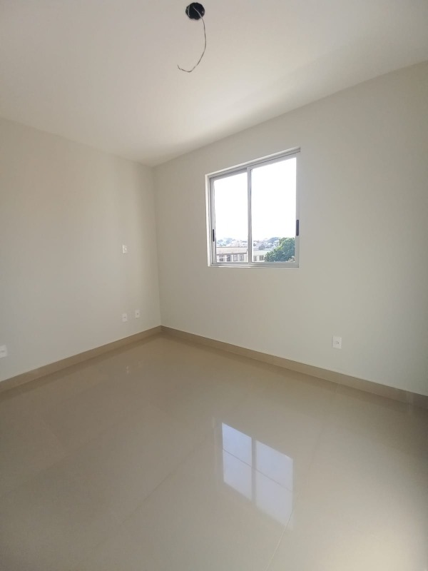 Apartamento à venda com 2 quartos, 48m² - Foto 13