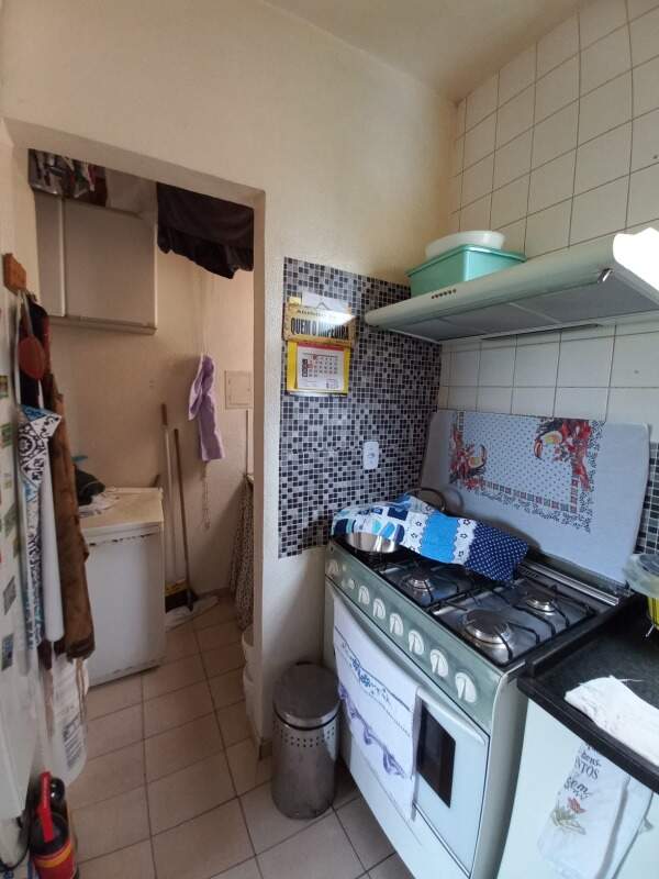 Apartamento à venda com 2 quartos, 60m² - Foto 5