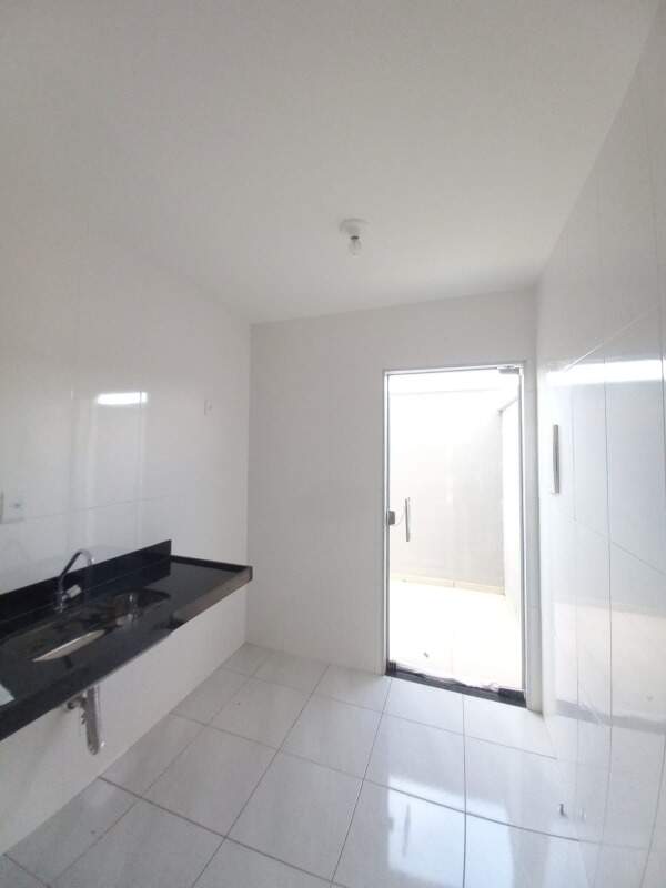 Apartamento à venda com 2 quartos, 62m² - Foto 7