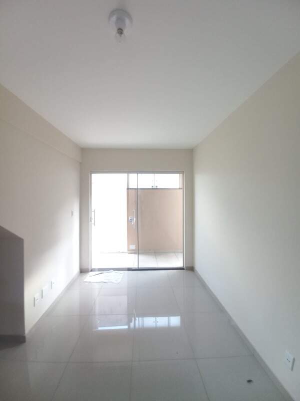 Apartamento à venda com 2 quartos, 62m² - Foto 1