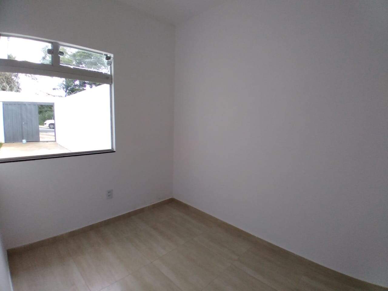 Casa à venda com 3 quartos, 70m² - Foto 11