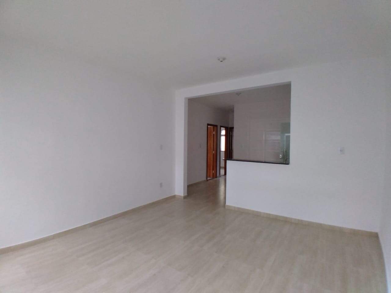 Casa à venda com 3 quartos, 70m² - Foto 12