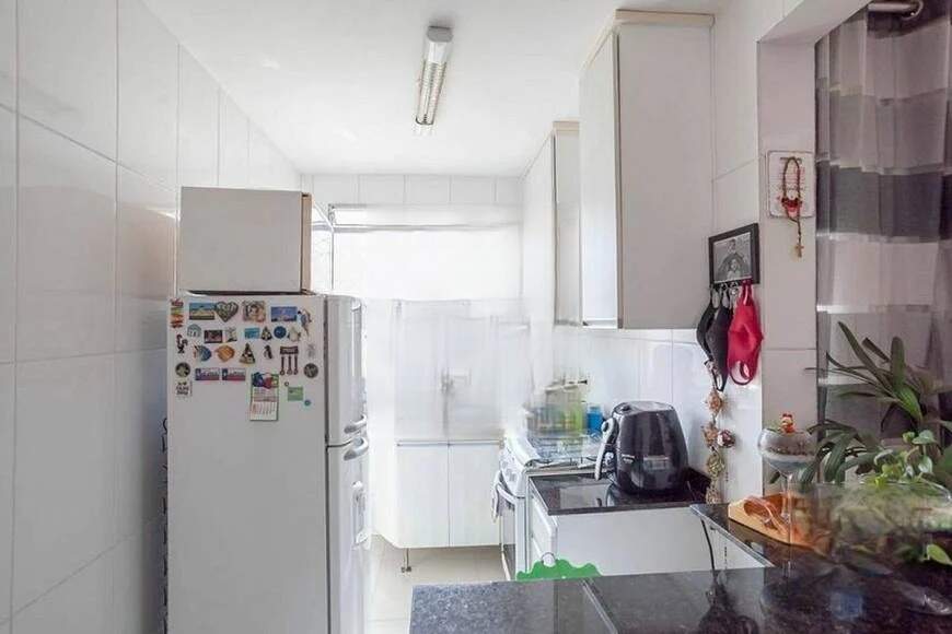 Apartamento à venda com 3 quartos, 75m² - Foto 12