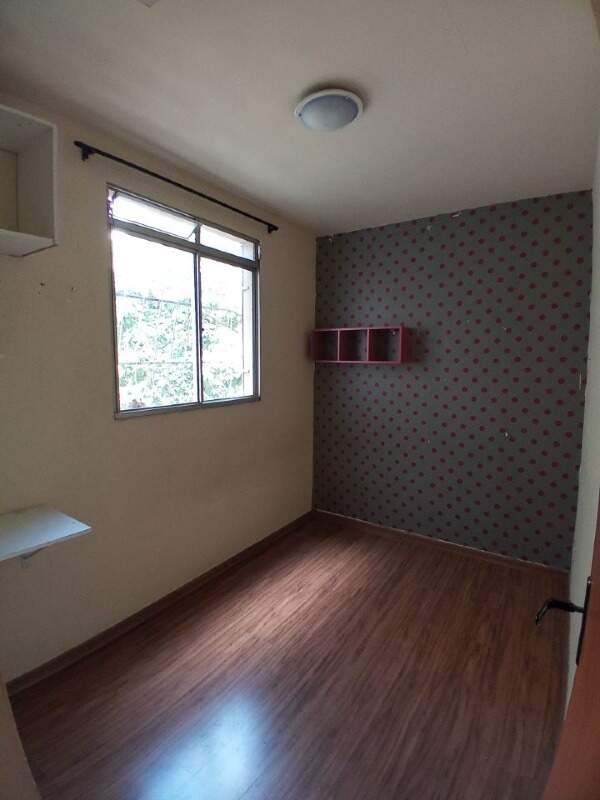 Apartamento à venda com 2 quartos, 42m² - Foto 2