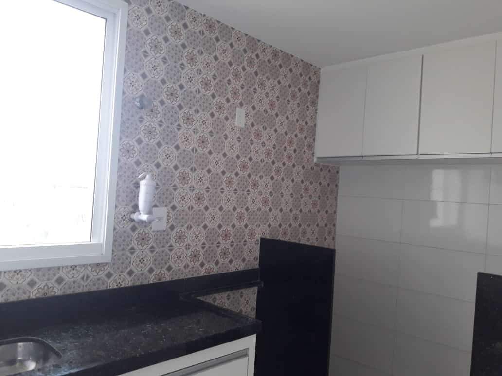 Apartamento à venda com 2 quartos, 45m² - Foto 3