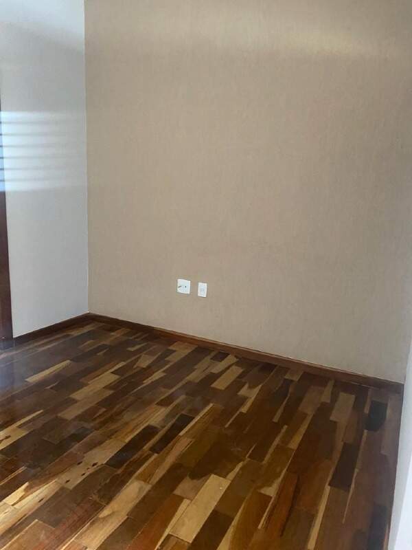 Casa à venda com 3 quartos, 180m² - Foto 11