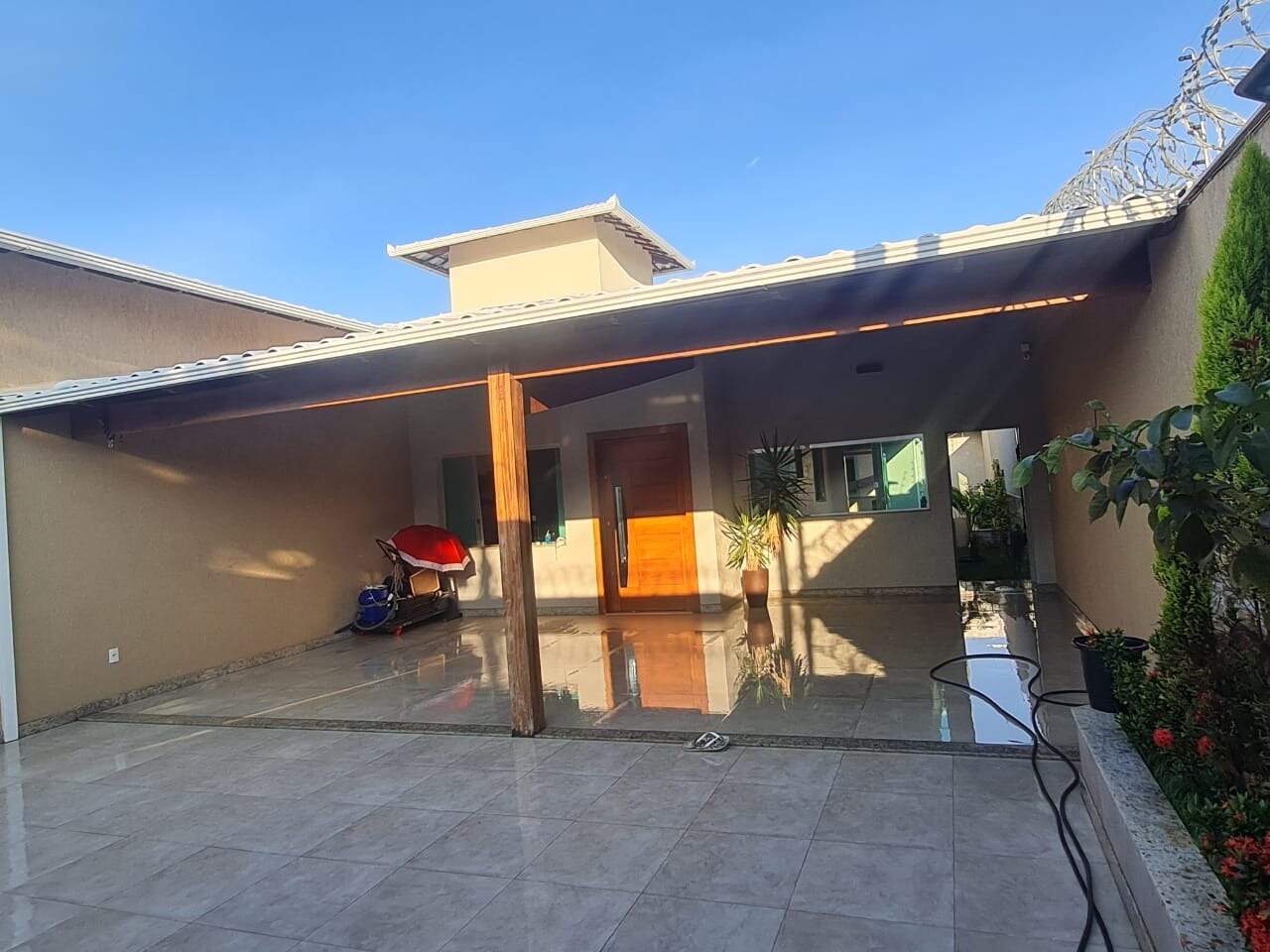 Casa à venda com 4 quartos, 300m² - Foto 18