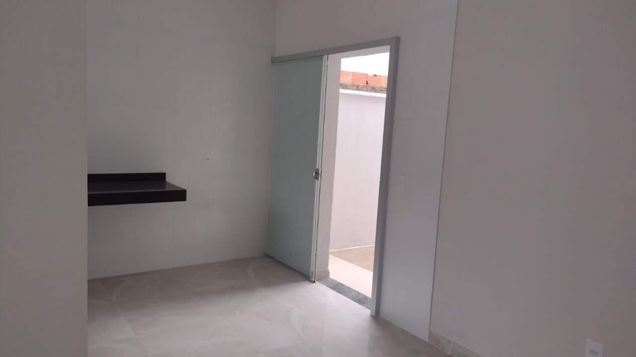 Casa à venda com 3 quartos, 97m² - Foto 7