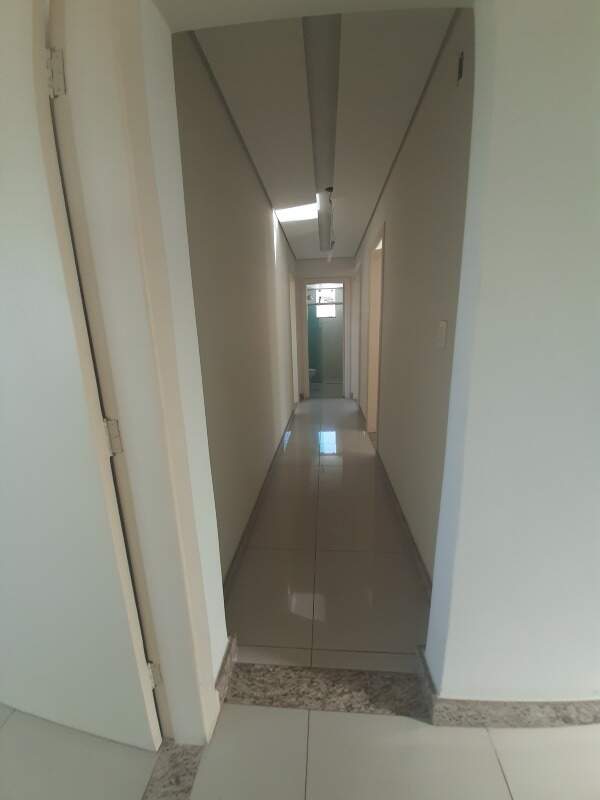 Casa, 5 quartos, 245 m² - Foto 12