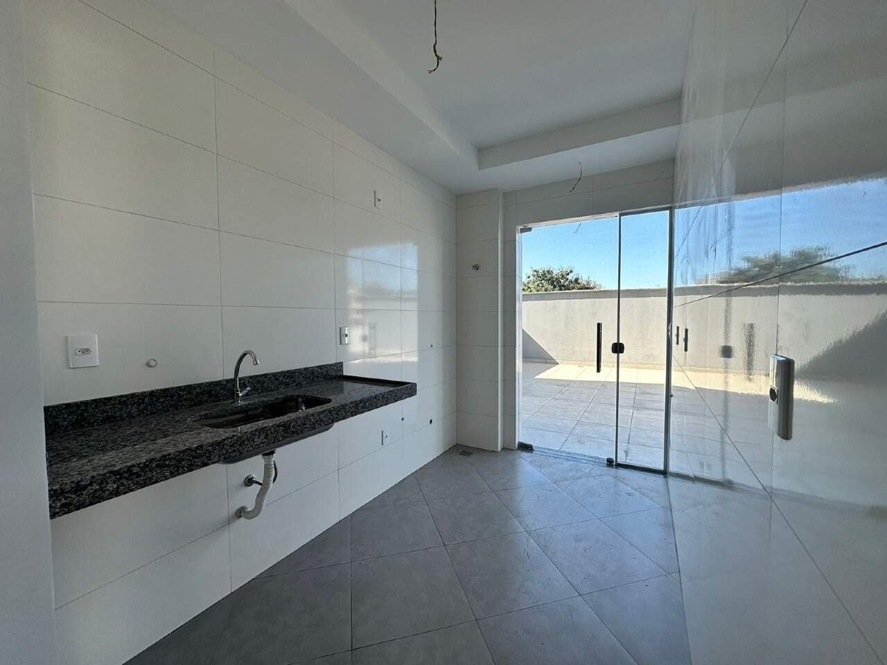 Apartamento à venda com 2 quartos, 168m² - Foto 3