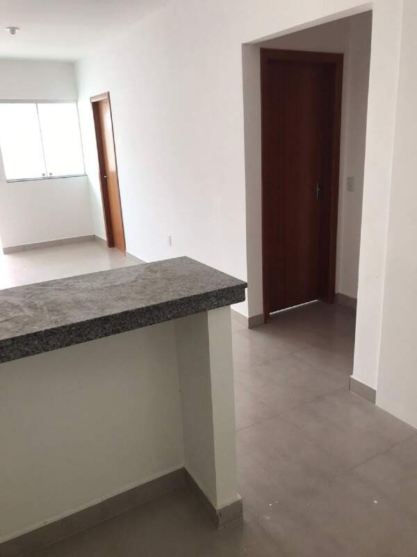 Casa à venda com 3 quartos, 65m² - Foto 11