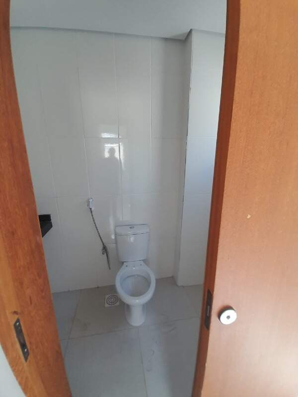 Apartamento à venda com 2 quartos, 50m² - Foto 2