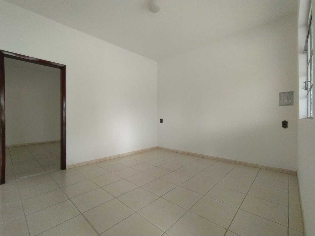 Casa para alugar com 4 quartos, 117m² - Foto 4