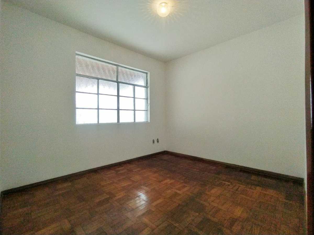 Casa para alugar com 4 quartos, 117m² - Foto 6