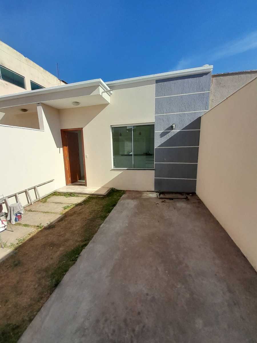 Casa à venda com 3 quartos, 61m² - Foto 12