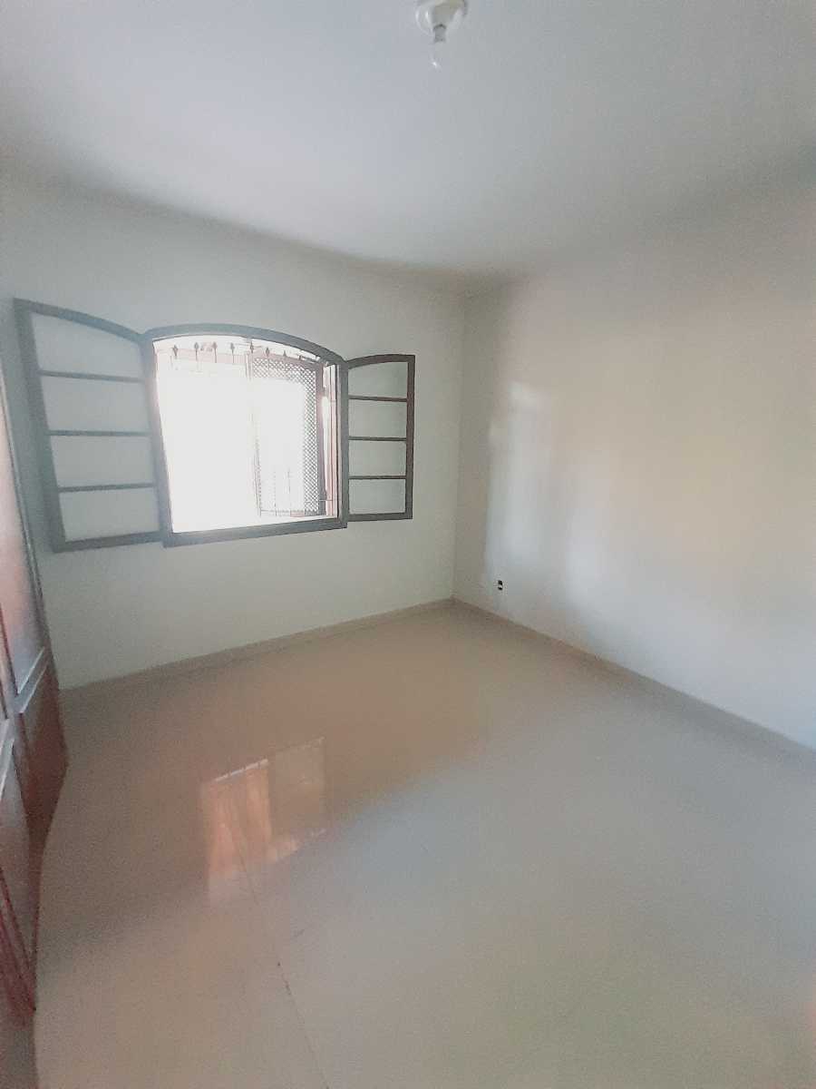 Casa para alugar com 4 quartos, 270m² - Foto 12