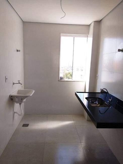 Apartamento à venda com 3 quartos, 60m² - Foto 3