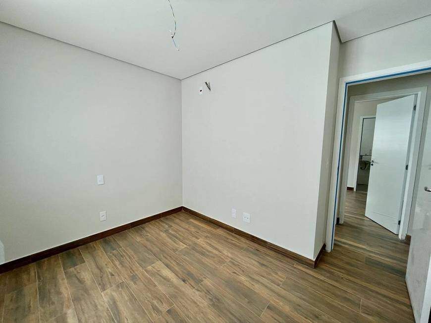 Apartamento à venda com 3 quartos, 80m² - Foto 22