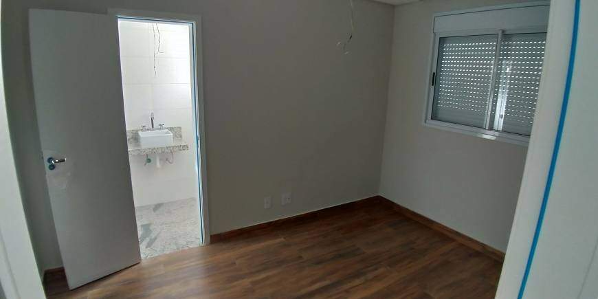 Apartamento à venda com 3 quartos, 80m² - Foto 14