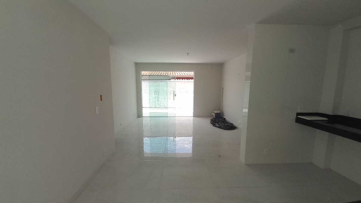 Apartamento à venda com 3 quartos, 160m² - Foto 2