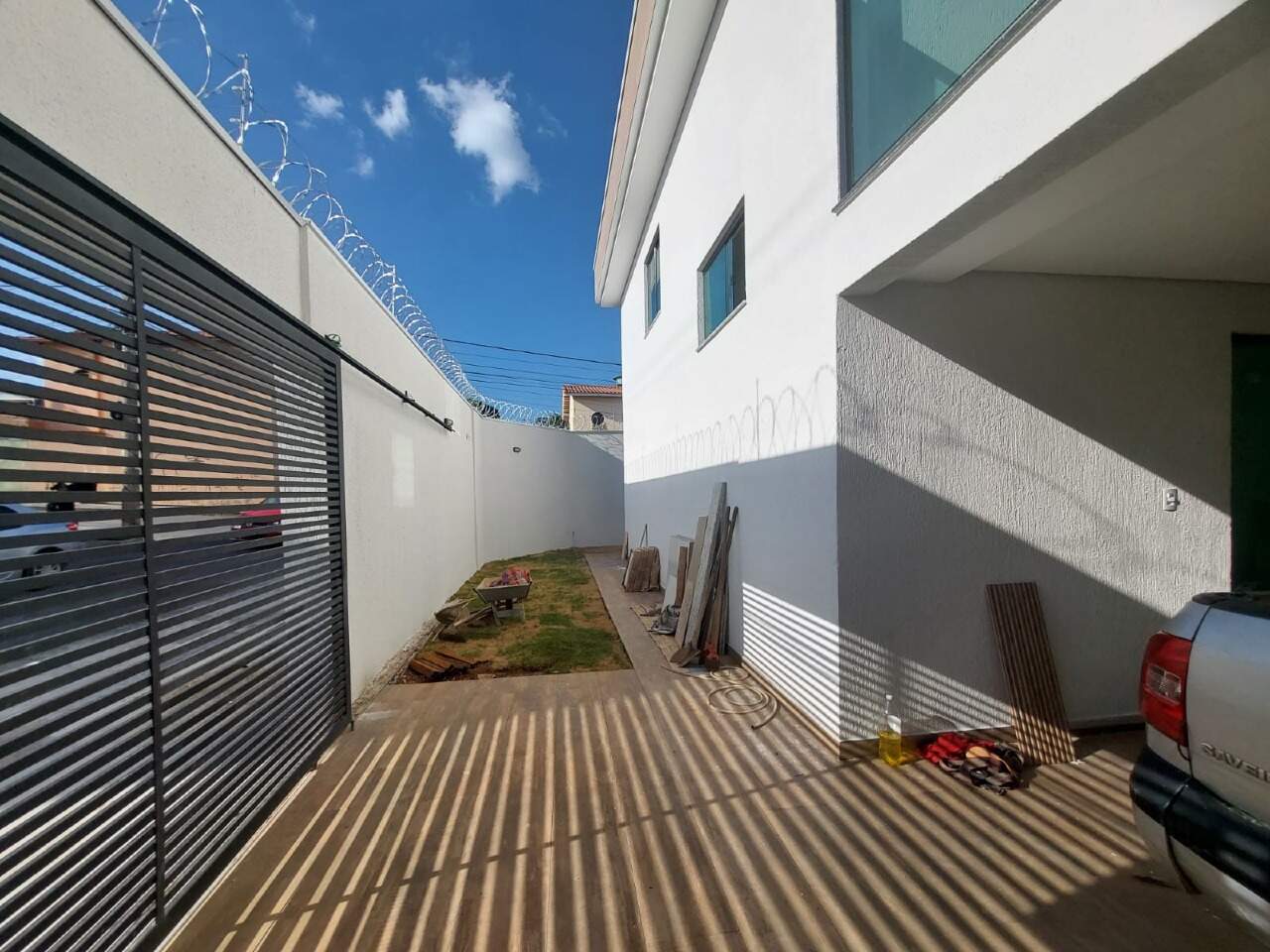 Casa à venda com 3 quartos, 80m² - Foto 2