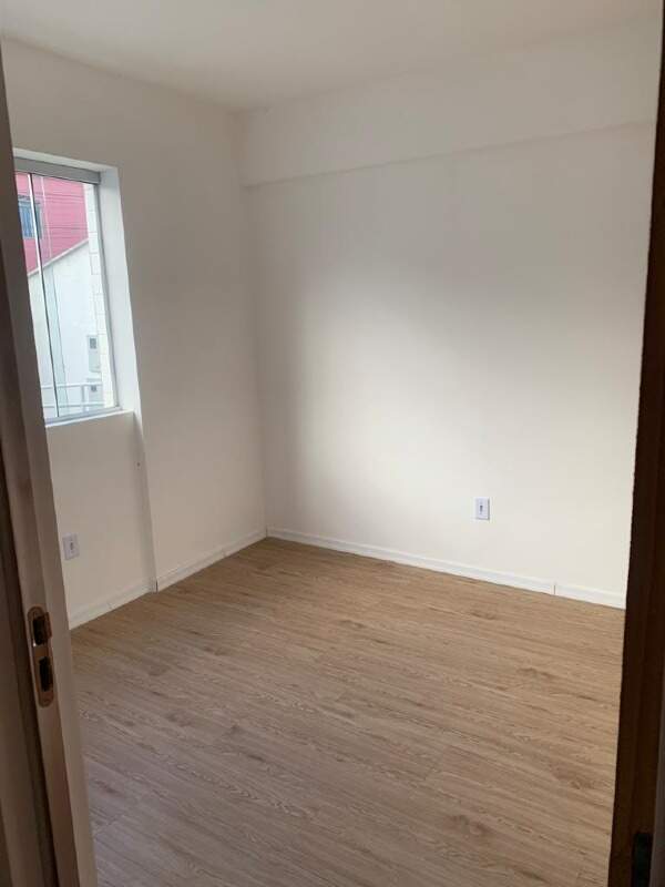 Apartamento à venda com 3 quartos, 65m² - Foto 1