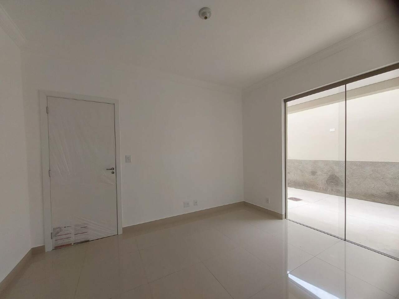 Apartamento à venda com 2 quartos, 54m² - Foto 2