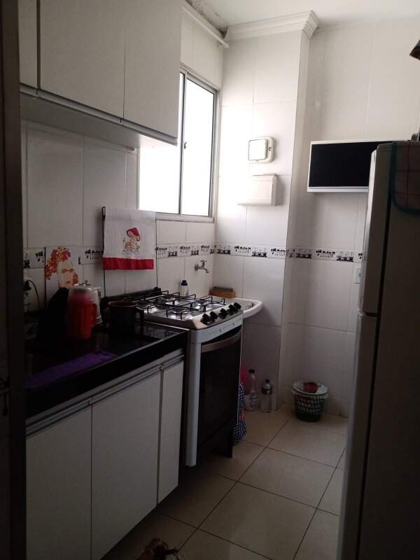 Apartamento à venda com 2 quartos, 51m² - Foto 4