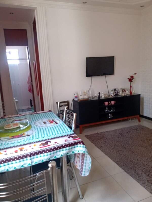 Apartamento à venda com 2 quartos, 51m² - Foto 2