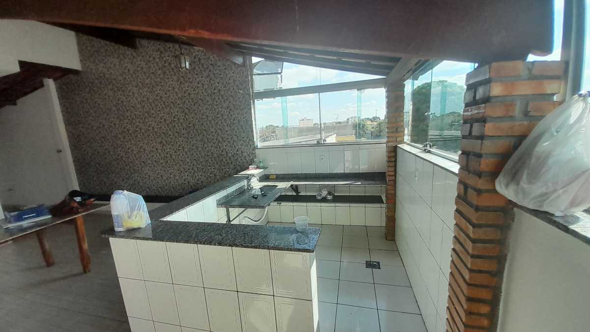 Casa para alugar com 3 quartos, 260m² - Foto 14