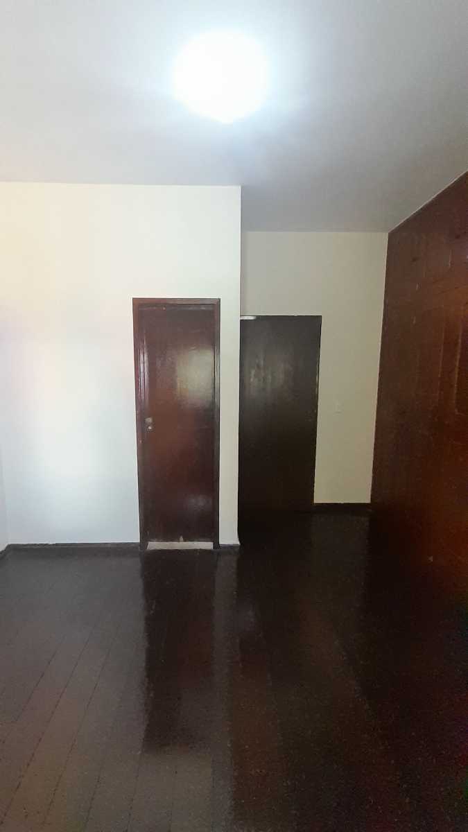 Casa para alugar com 3 quartos, 260m² - Foto 6