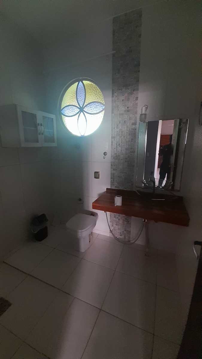 Casa para alugar com 3 quartos, 260m² - Foto 23