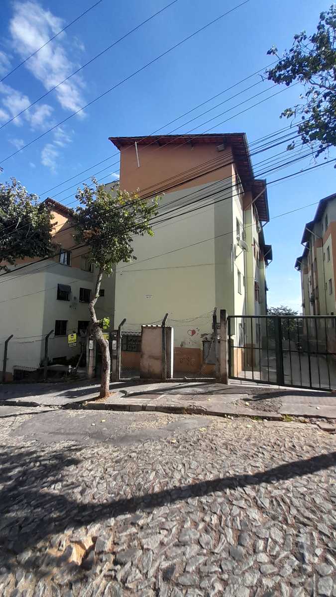 Apartamento à venda com 2 quartos, 45m² - Foto 1