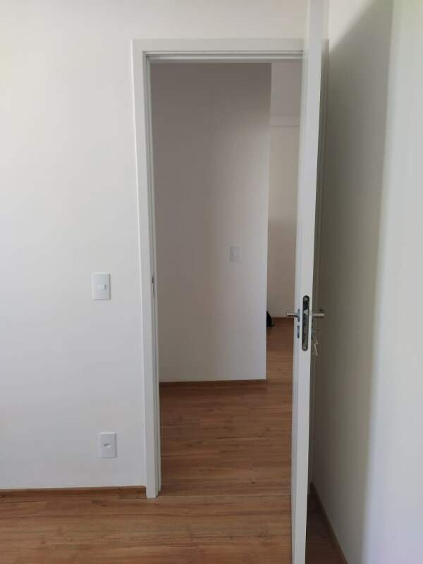 Apartamento para alugar com 2 quartos, 42m² - Foto 13