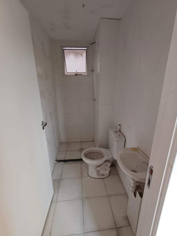 Apartamento à venda com 2 quartos, 43m² - Foto 4